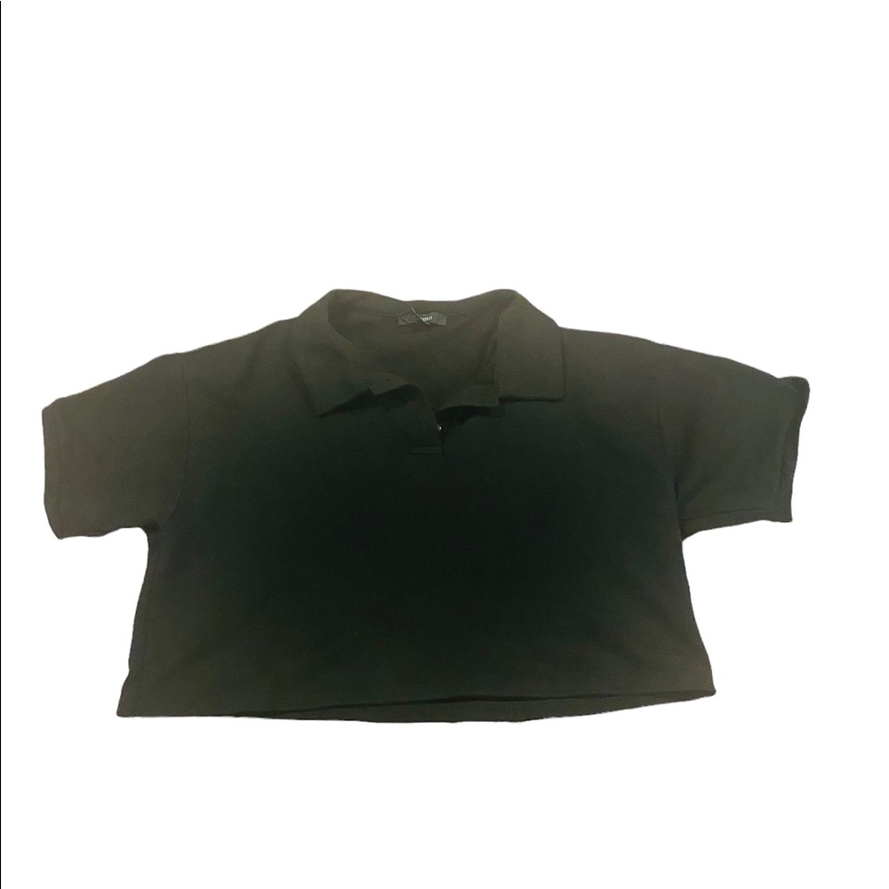 Black button up crop top size M